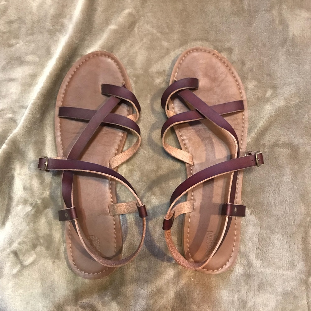 Strappy sandals